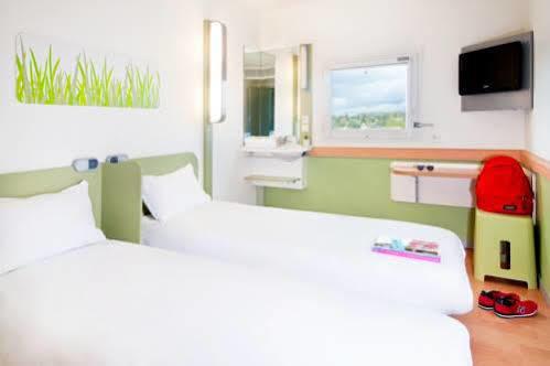 B&B Hotel Valenciennes Sud Prouvy Exterior foto